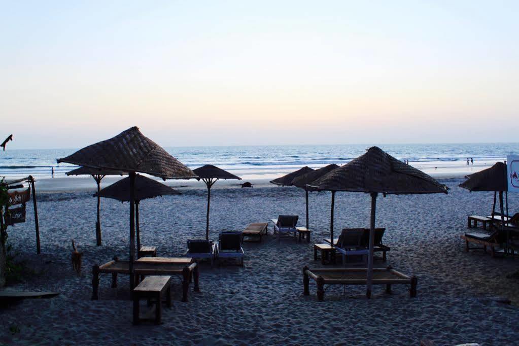 Anahata Retreat Mandrem Bagian luar foto